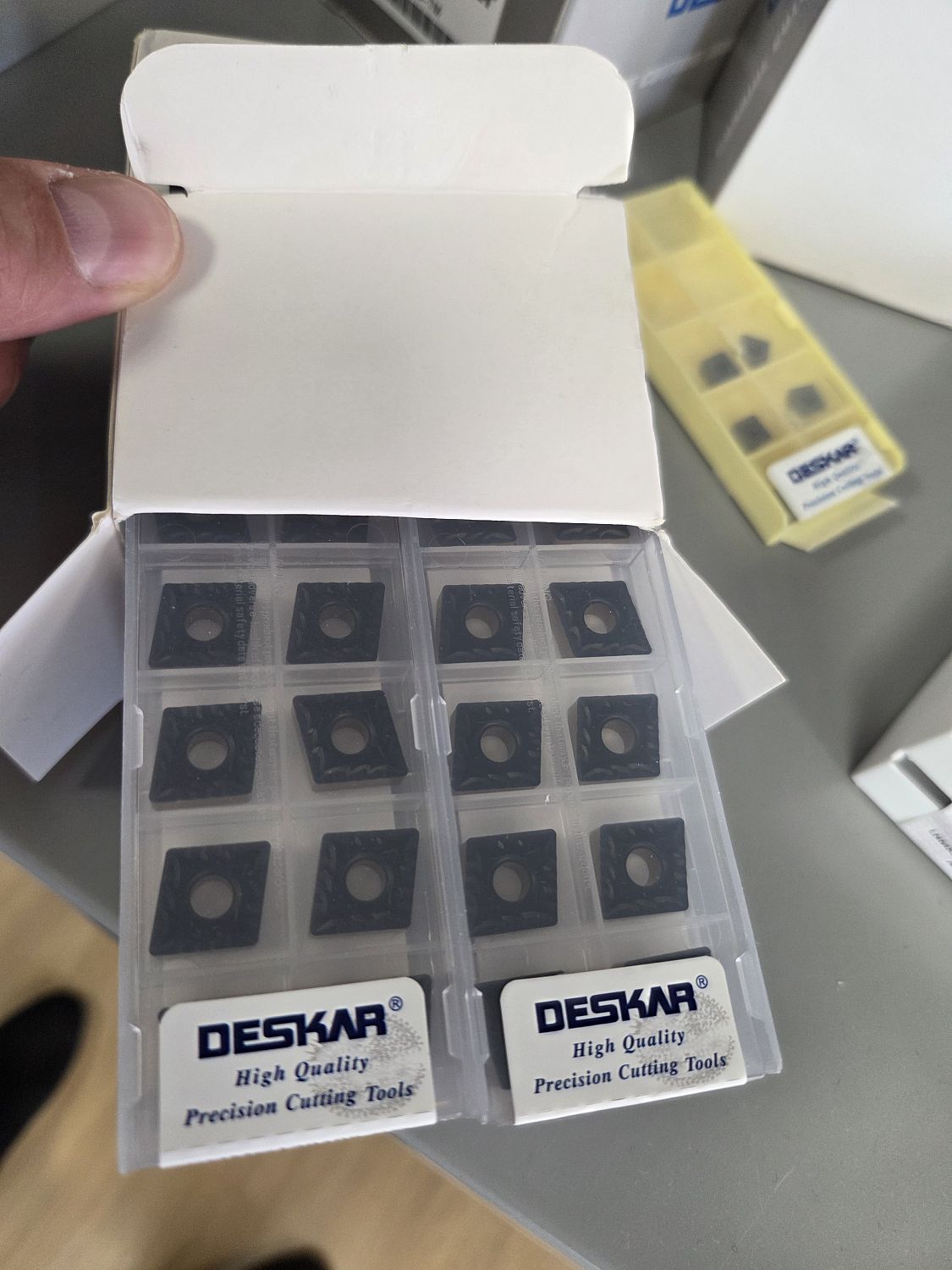 DESKAR — твердосплавные пластины, державки и инструмент для металлообработки
